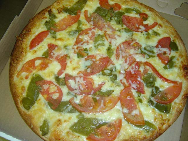 White Pizza - Green Peppers & Tomatoes
