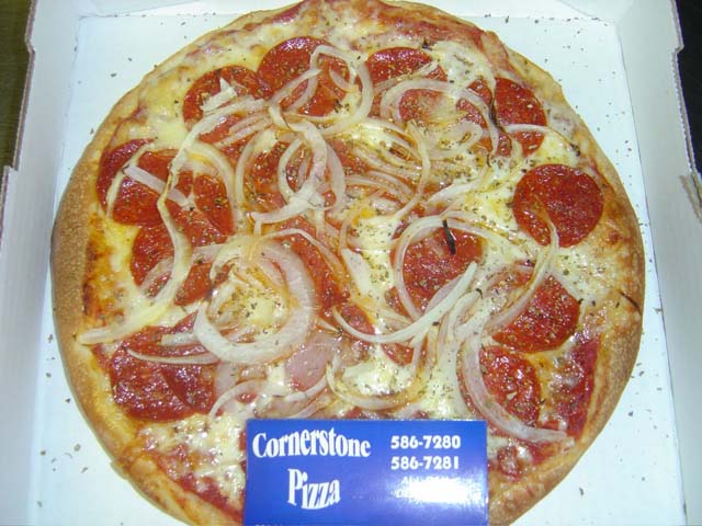 Pizza w/ Pepperoni & Onions